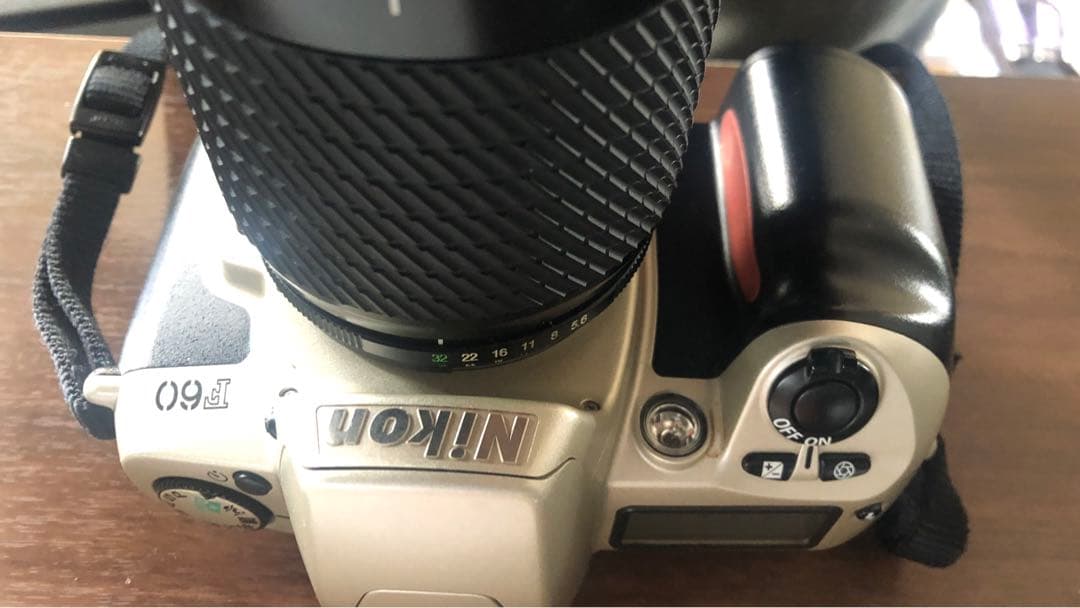 Nikon F60 フィルムカメラ 70-210mm ＋望遠レンズセット