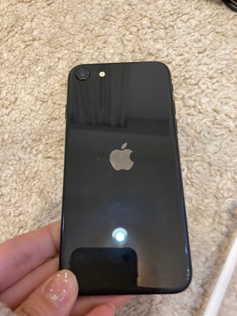 Apple iPhone SE2ブラック