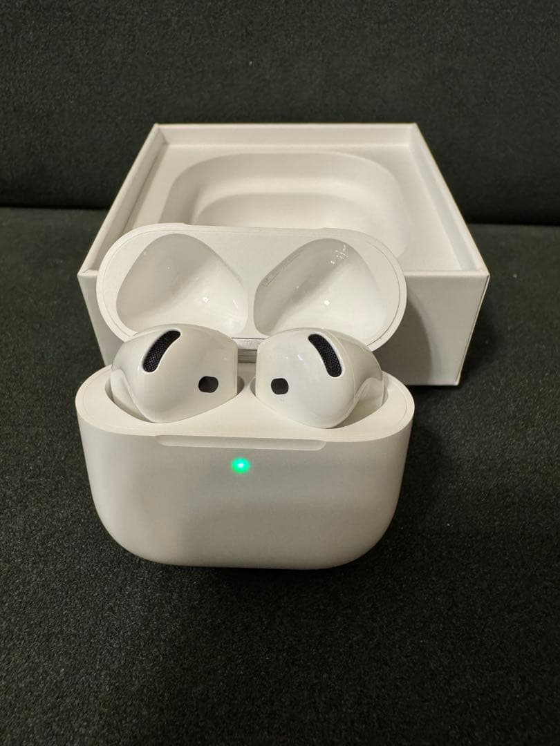 Jin　AirPods4 ノイズキャンセリングなし