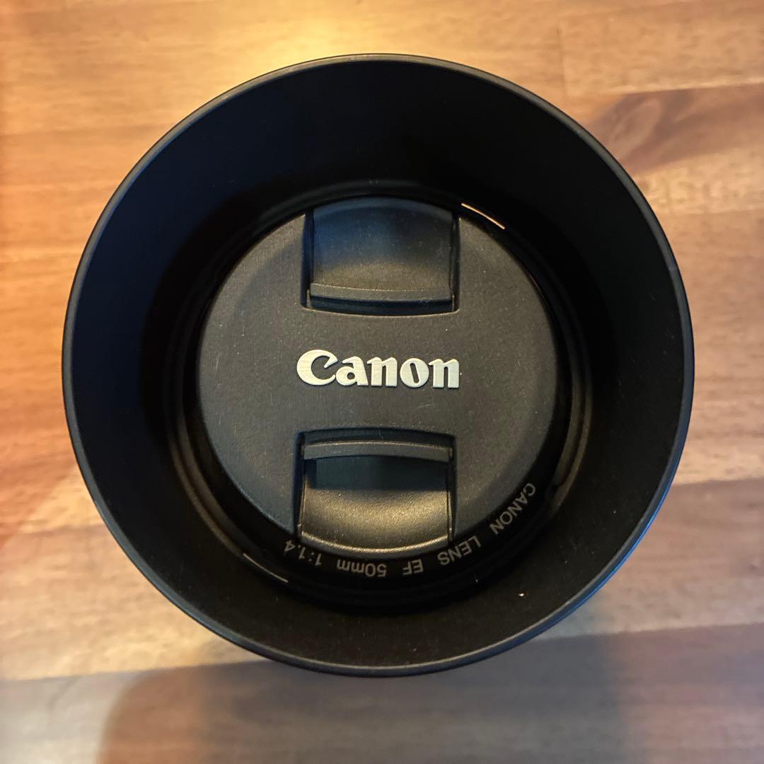 Canon EOS 80D デジタル一眼レフカメラ　50mmレンズ付き