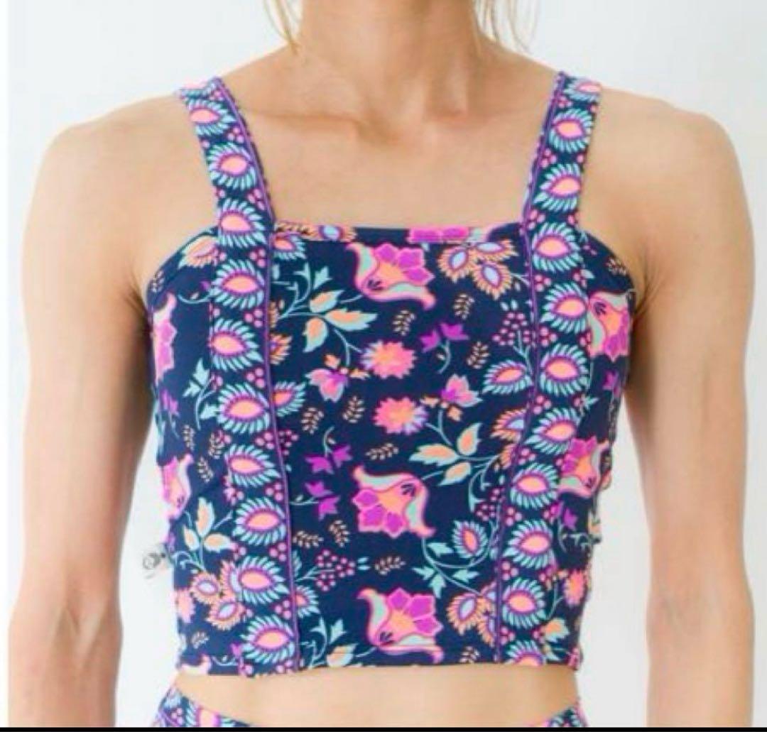 Linda Worksセットアップ ジャイプール（トップスP、レギンスM）