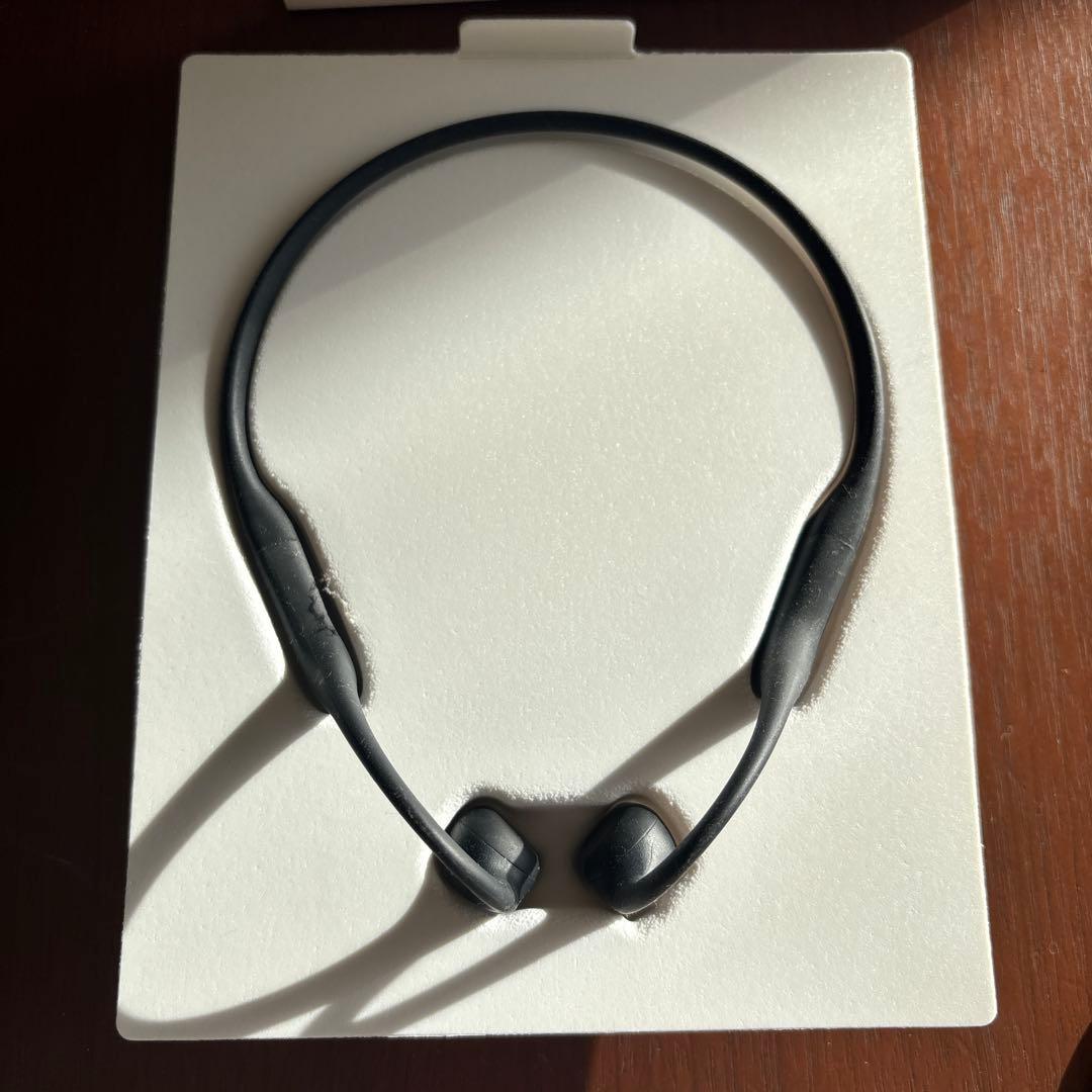 SHOKZ OPENRUN 骨伝導イヤホン