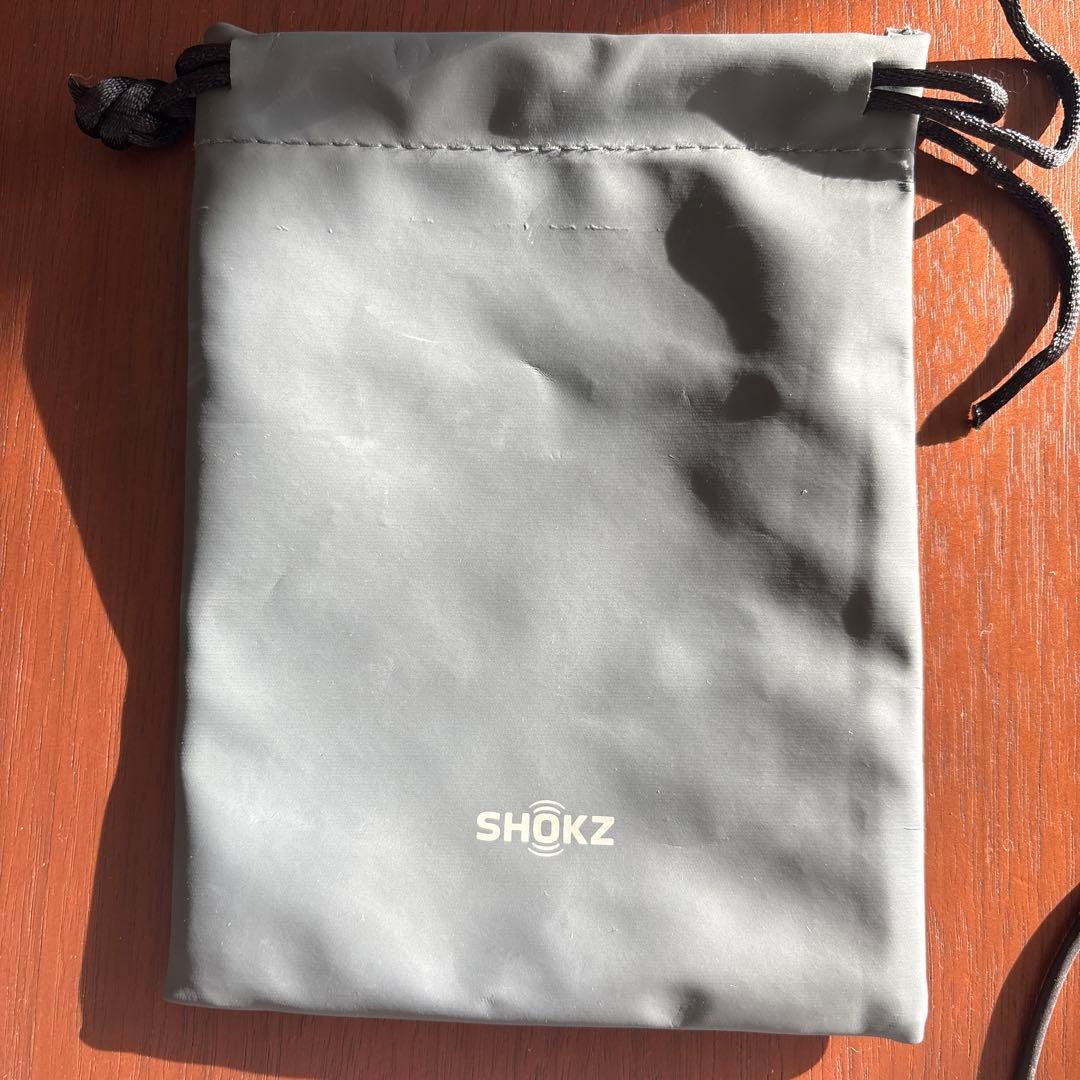 SHOKZ OPENRUN 骨伝導イヤホン