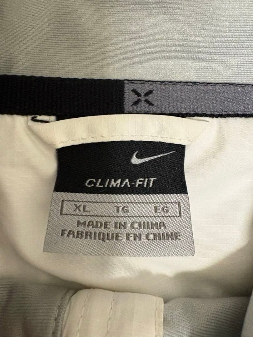 【Nike 】2wayウィンドブレーカー　XL ホワイト/ネイビー