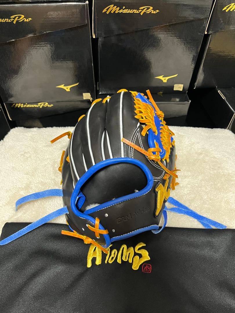 【DeNA 牧モデル】　軟式　内野手用　野球