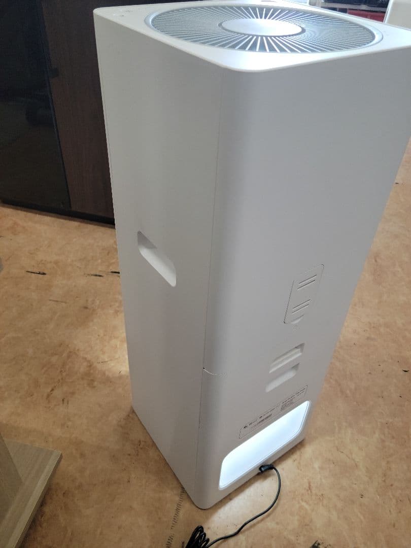 BALMUDA The Pure A01A-WH　バルミューダ　空気清浄機　中古