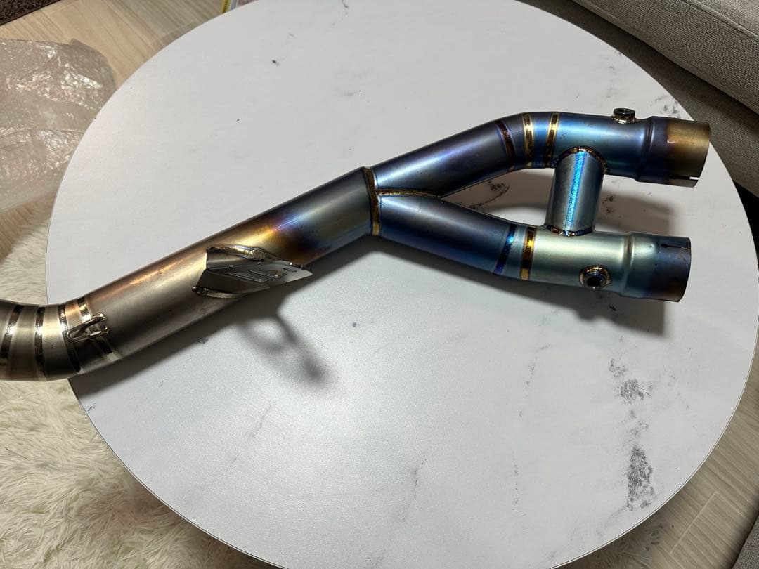 YZF-R1 チタンリンクパイプ