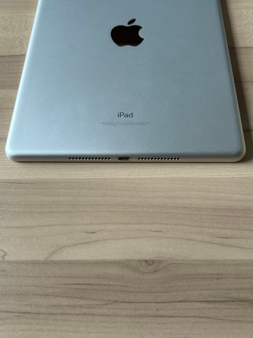 Apple iPad Wi-Fi 32GB シルバー