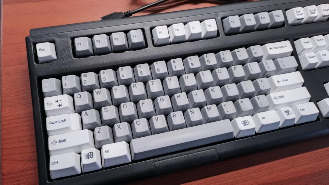 【全キー動作確認済美品／赤Esc】UNICOMP Model M UA40P4A