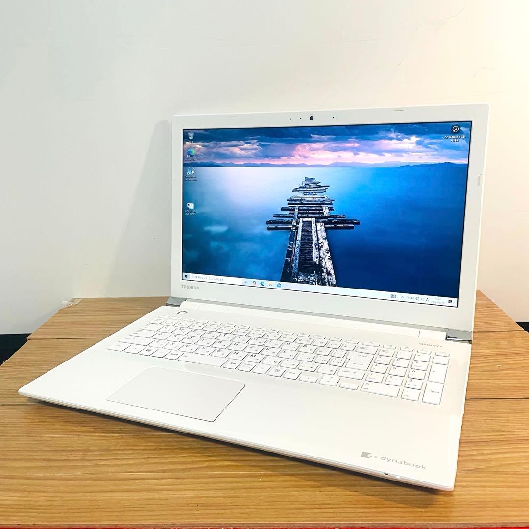 人気美麗ホワイト設定済すぐ使えるメモリ8SSD256ギガカメラWin11オフィス