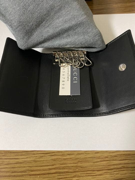 GUCCI グッチ　キーケース　ブラック