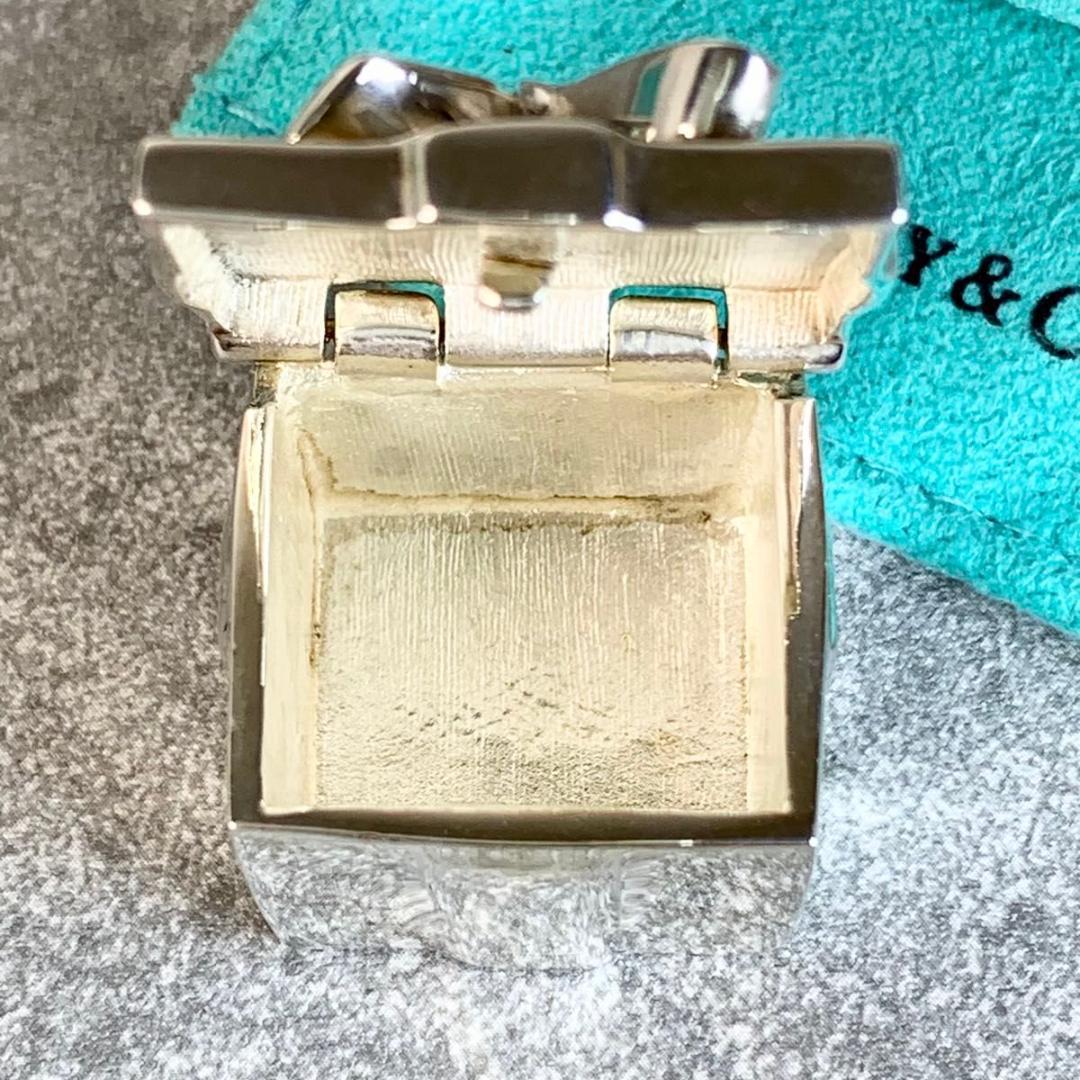 ティファニー ギフトボックス ジュエリーケース ピルケース シルバー SP1e