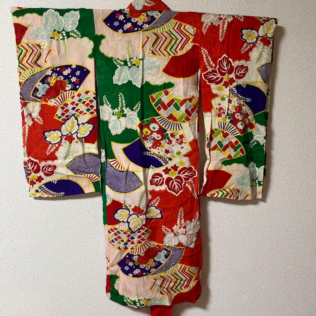 七五三　3歳　着物　被布　アンティーク　赤　古典柄