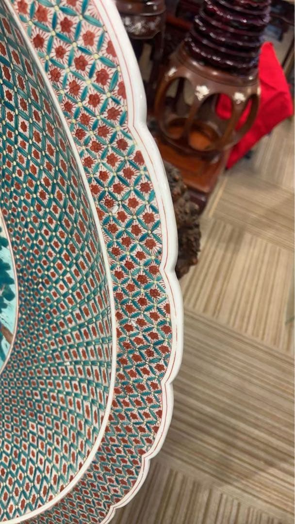 ［珍品］大清康熙年製　特大絵皿【粉彩人物絵・風景】　送料込み