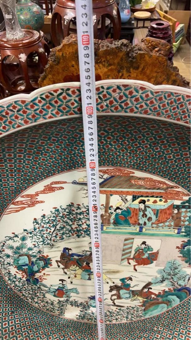 ［珍品］大清康熙年製　特大絵皿【粉彩人物絵・風景】　送料込み