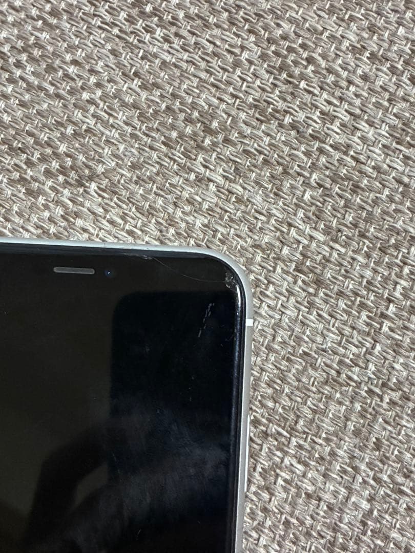 アイフォンxr ホワイト　128gb