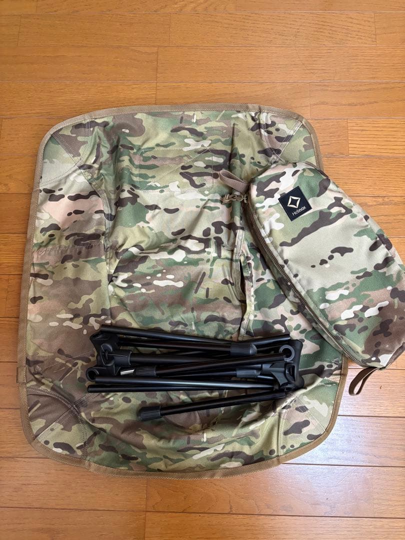 ヘリノックス　タクティカルチェア　マルチカモ