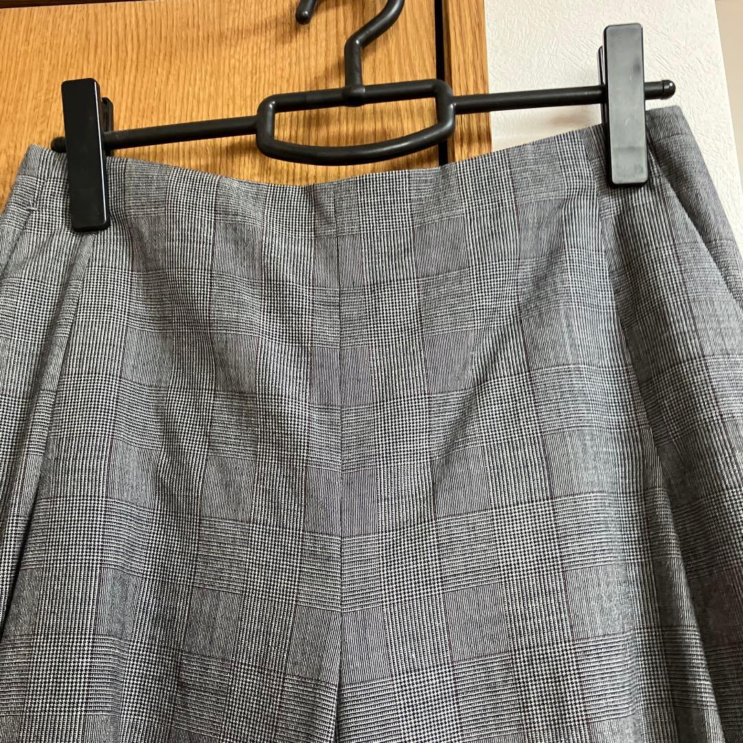 新品、未使用　SCAPＡ　グレンチェックのガウチョパンツ