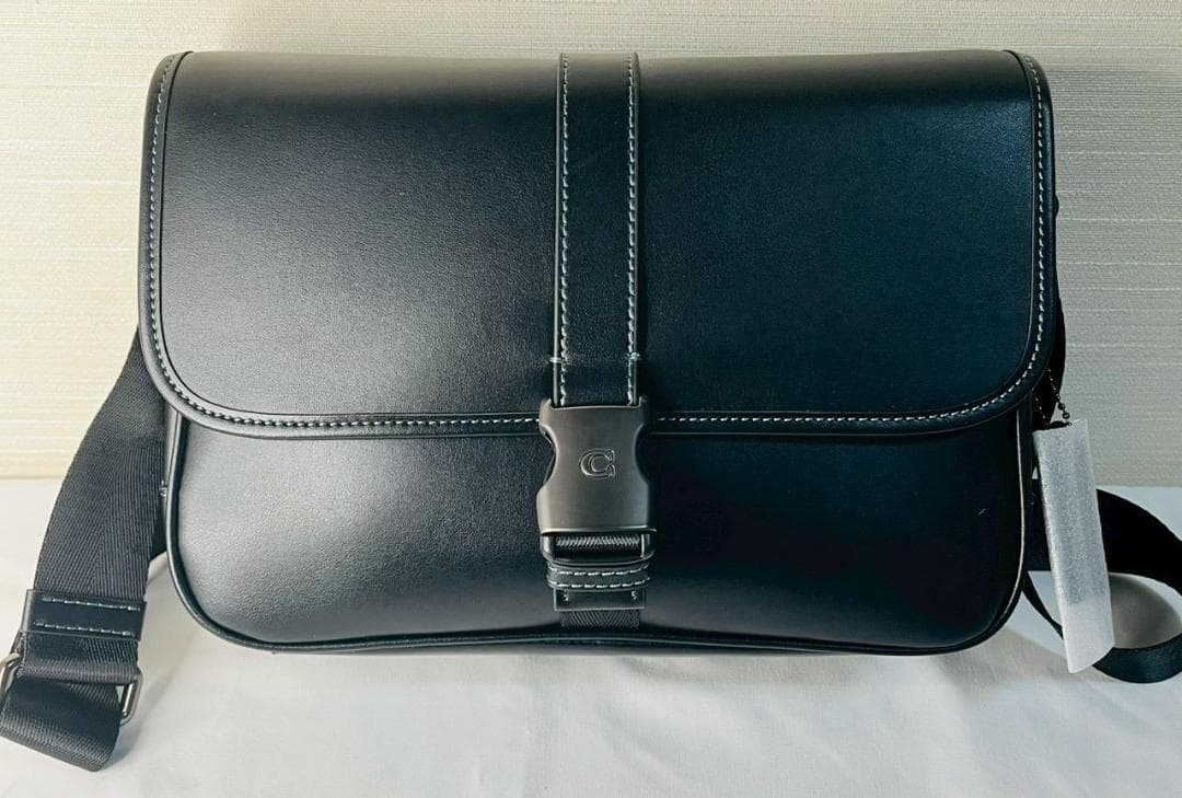 【新品 未使用】COACH コーチ ショルダーバッグ ブラック CU042