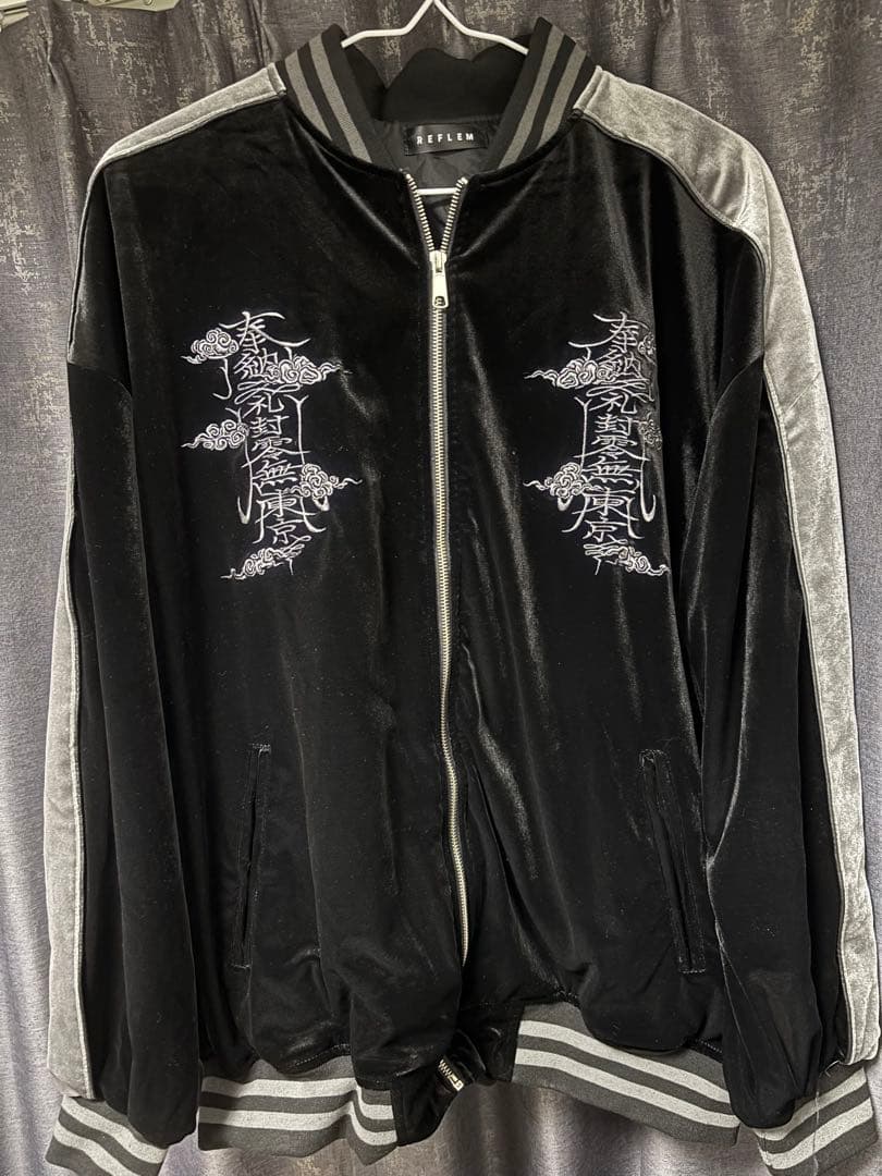 【レア】REFLEMレフレム　ドラゴン刺繍ベロアスカジャンBlack