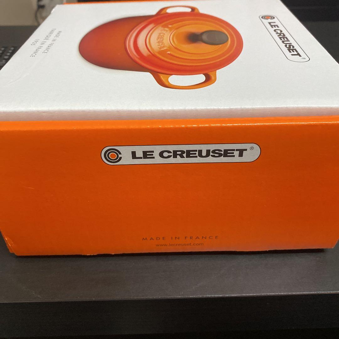 【新品・未使用】ル・クルーゼ シグニチャーココット・ロンド１８ｃｍ