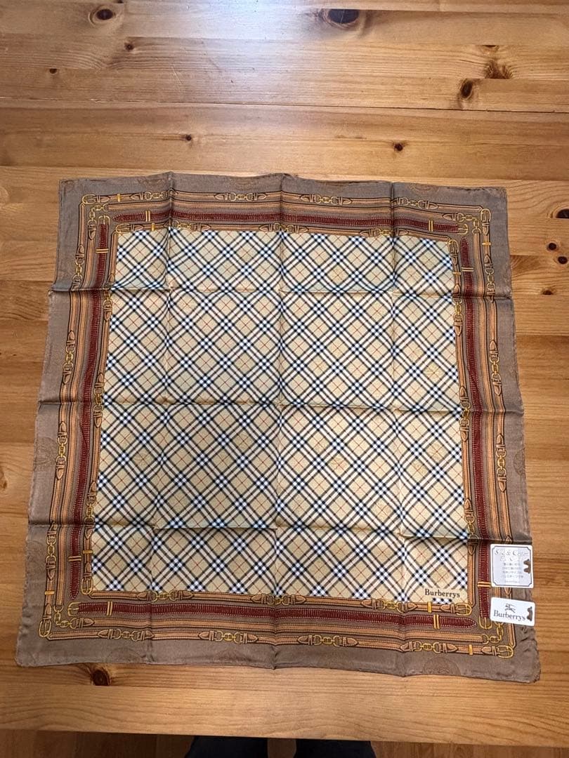 H*守様 Burberrys シルク&コットンハンカチ 4枚セット