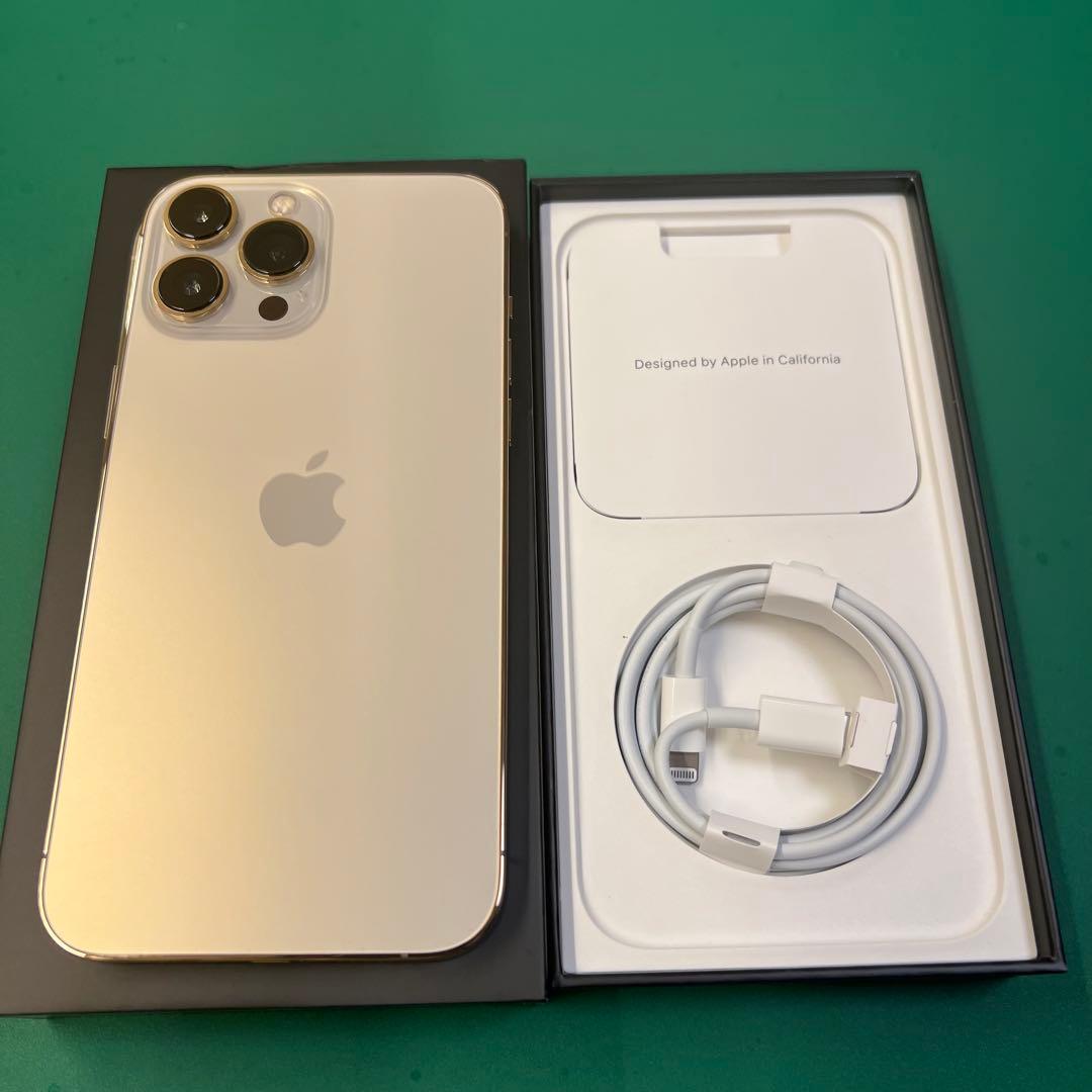 iPhone13Pro maxゴールド256GB
