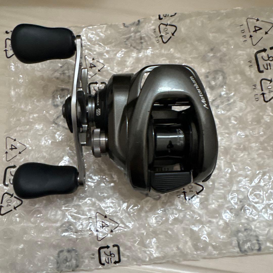SHIMANO nium LEFT ベイトリール