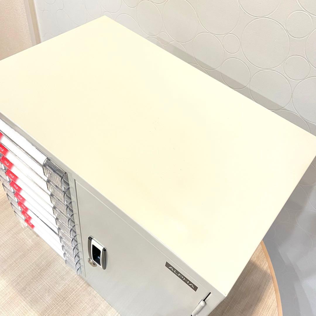 美品【ALPHA】アルファ 鍵付きキャビネット 書類収納ボックス 10段トレー付
