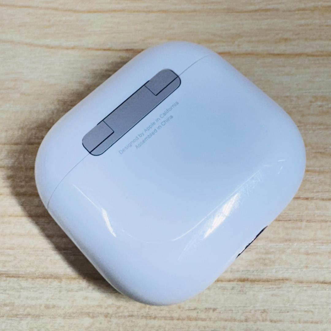 487 Apple Air Pods 第4世代 MXP63J/A