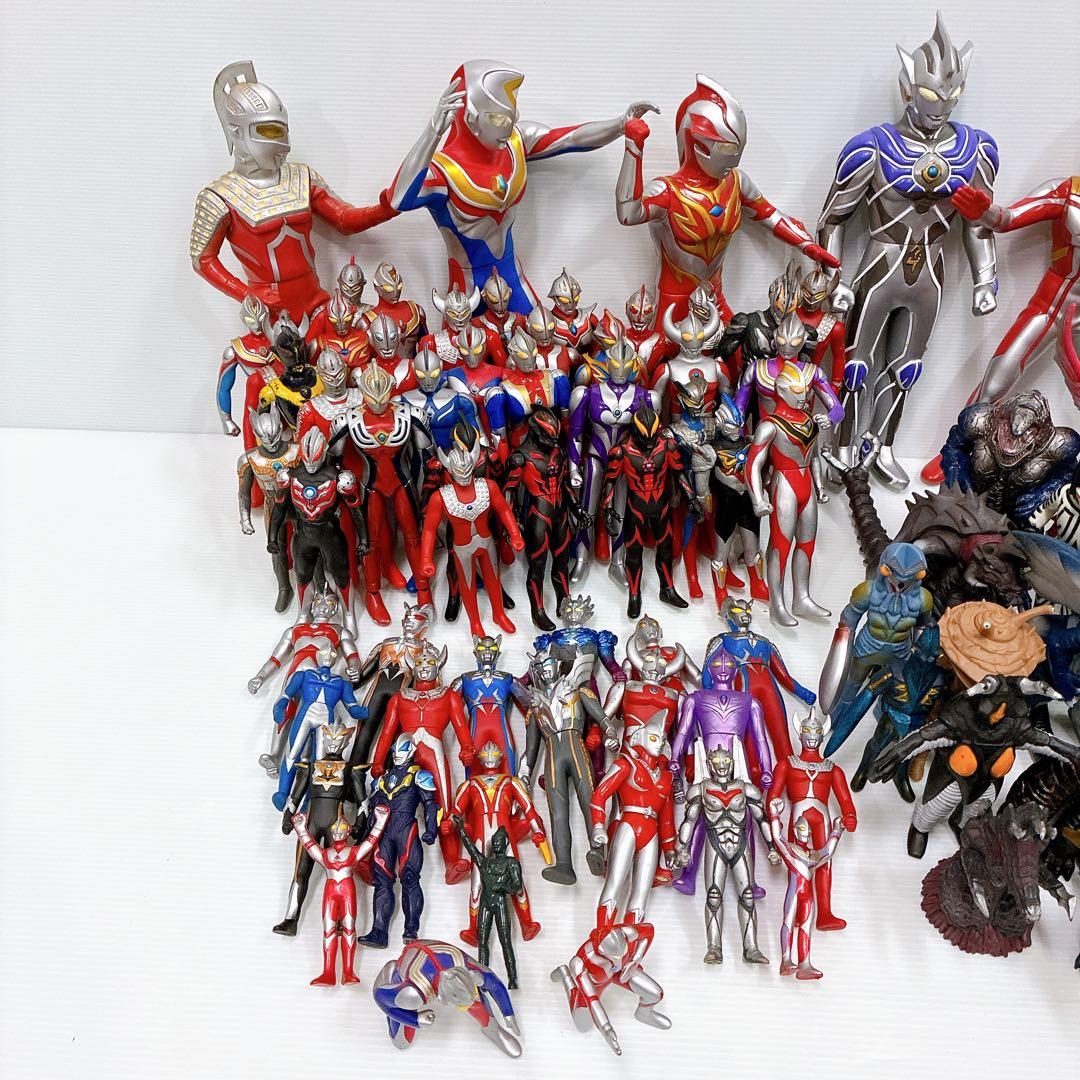 Anybuy公式アカウント1号機様 ウルトラマン ソフビ 89体 怪獣あり