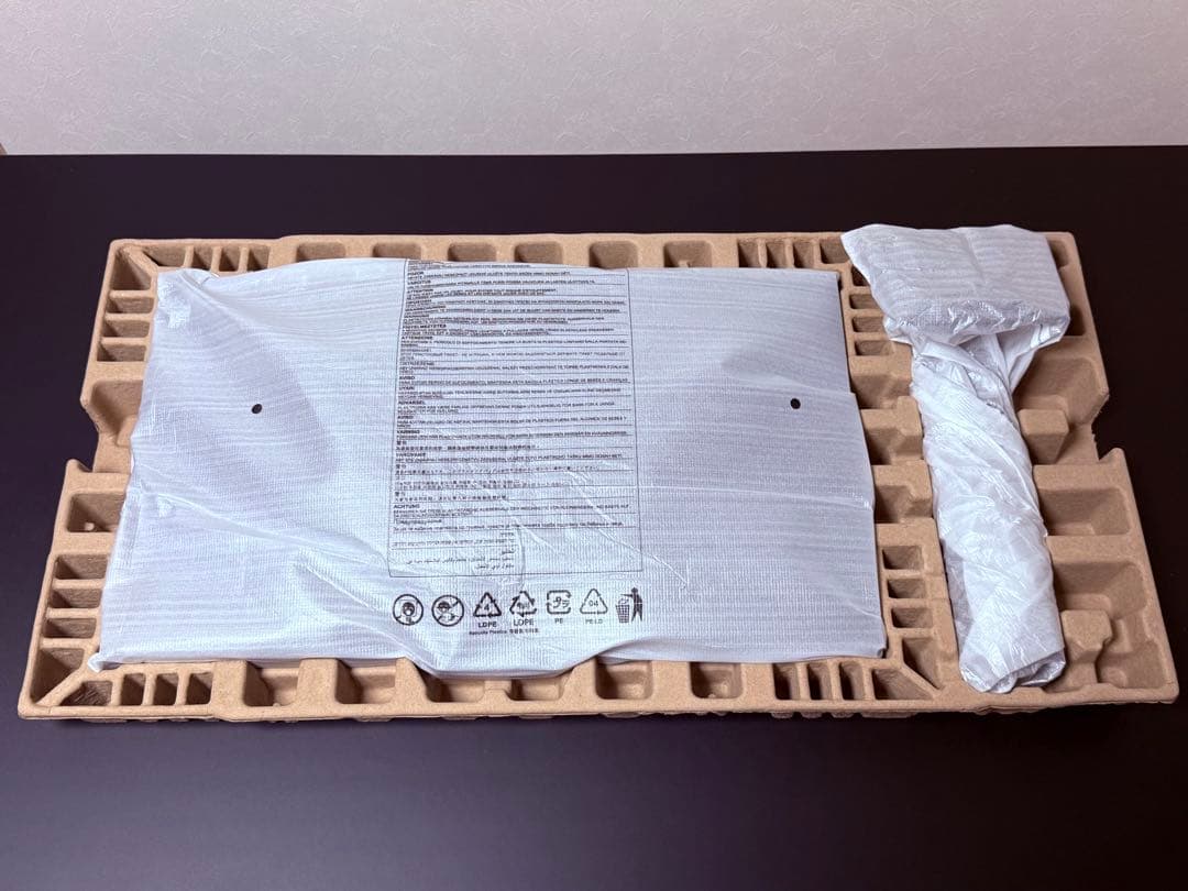 MSI MAG E16M 27インチ 4K MiniLED モニター