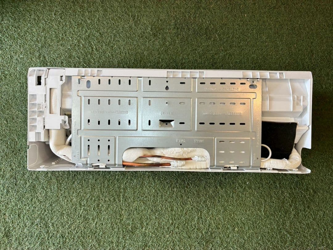 2134 リエア【YHA-S25P-W】2024年製 8畳 エアコン 中古