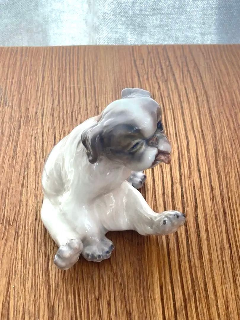 ダールイェンセン　DJ ロイヤルコペンハーゲン　犬　フィギュリン　ペキニーズ
