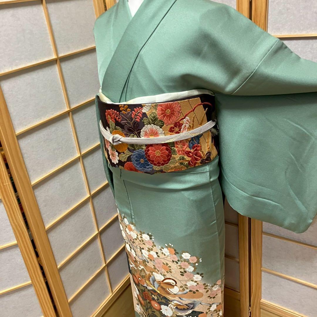 ［6479］色留袖 美品 鴛鴦花 駒刺繍 三つ紋 木瓜 正絹 着物 袷
