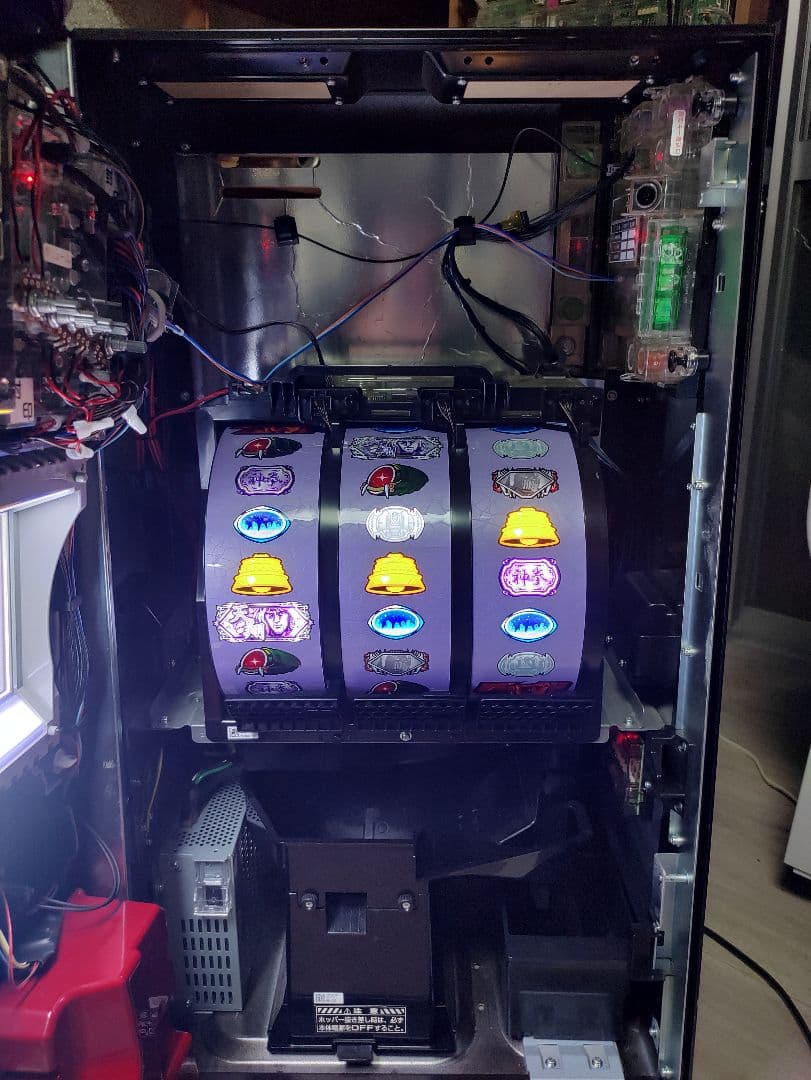 送料込みパチスロ実機 北斗の拳宿命　6号機　メダル不要