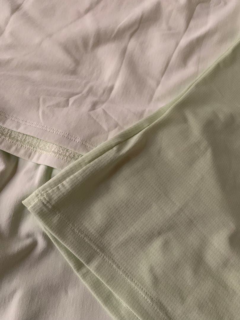 adidasセットアップ S ノースリーブスカートモックネックライトグリーン