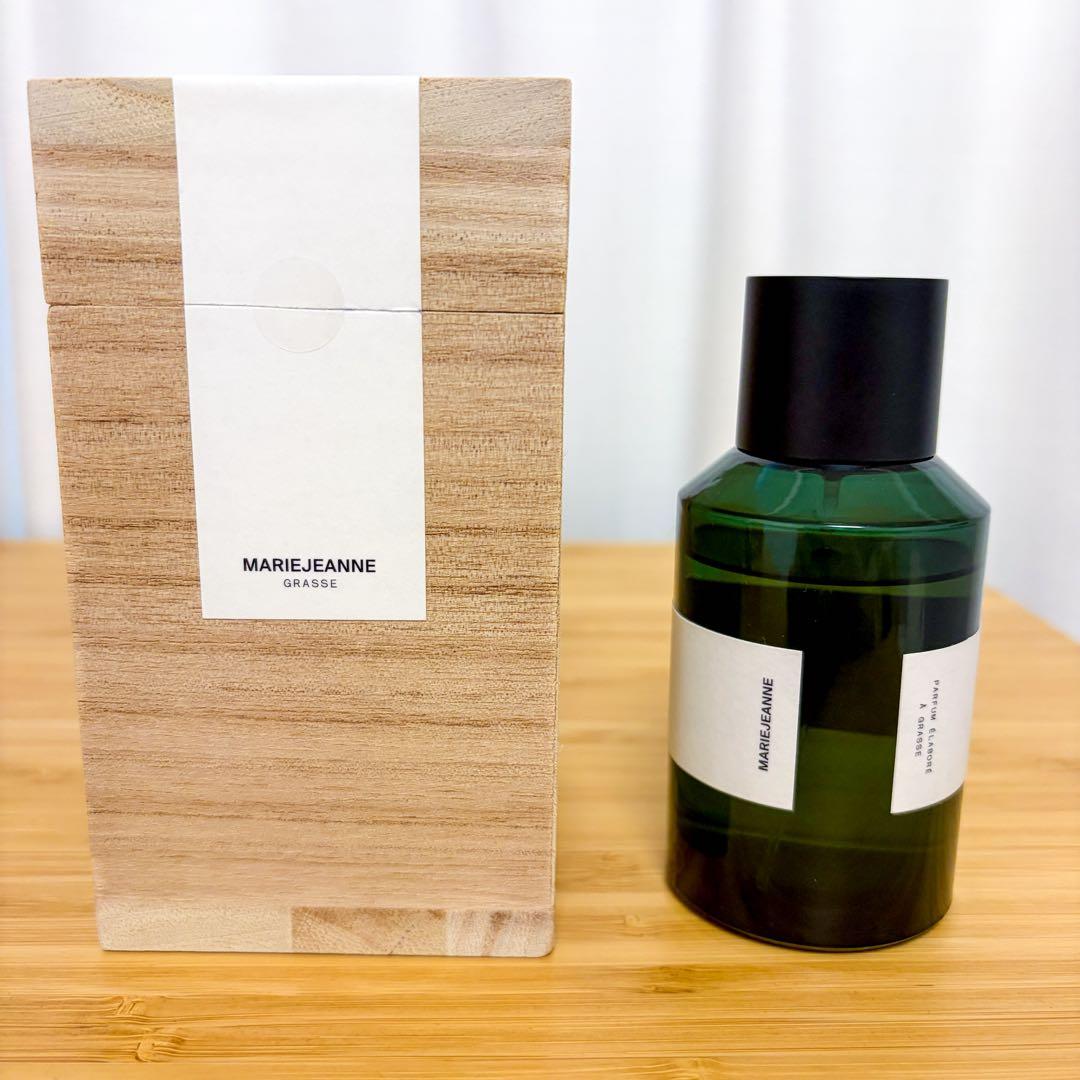 マリージャンヌ　レオン　Leon MARIEJEANNE 香水