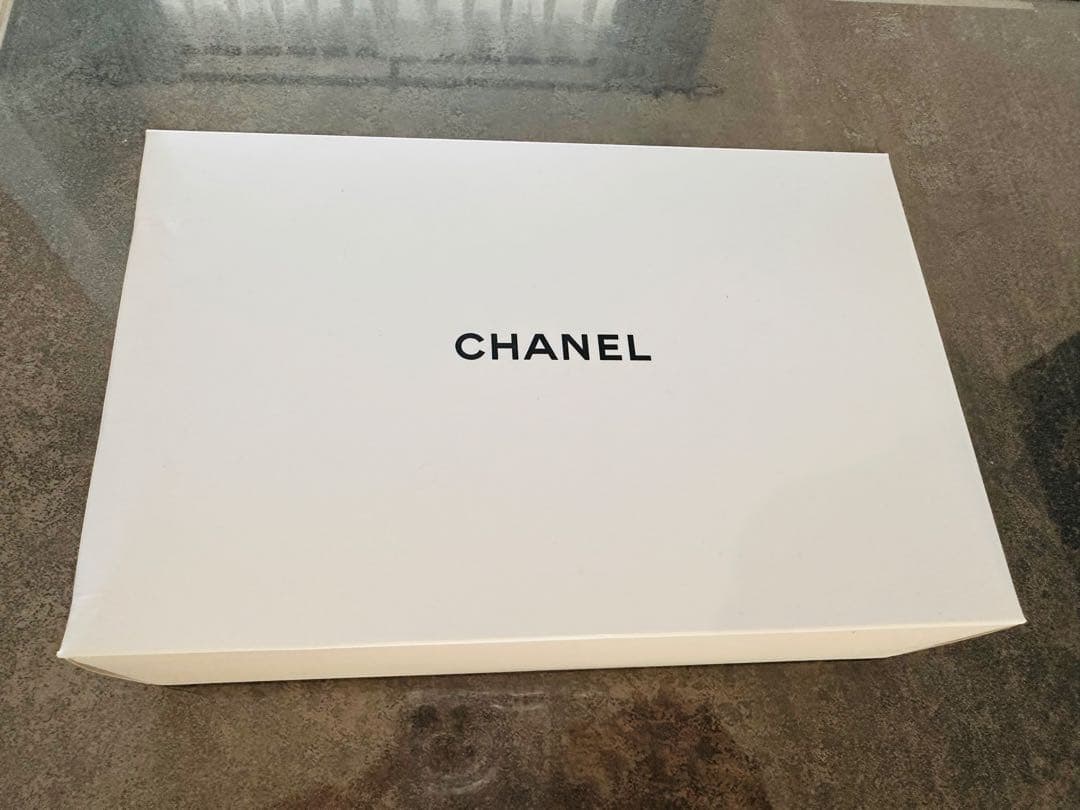 【新品】CHANEL ハンドクリーム&リップクリーム　ポーチ付