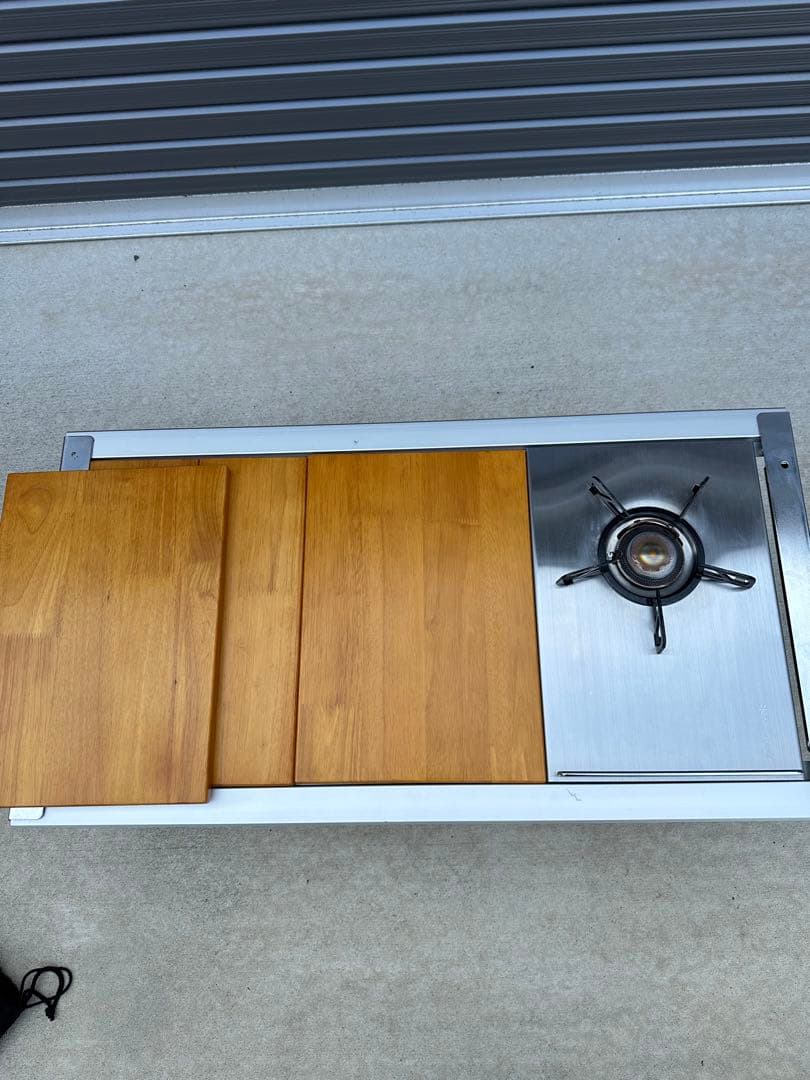 アウトドアテーブルとガスバーナーセット