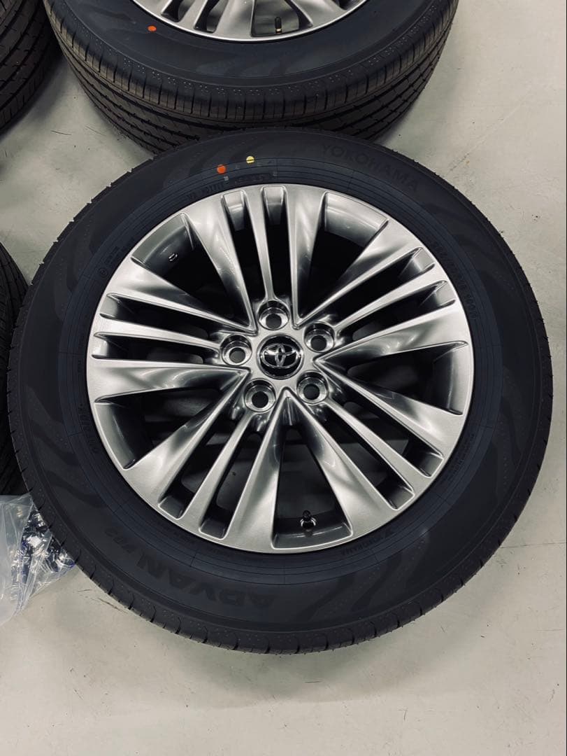 エベレスター 18インチ ホイールセット ADVAN