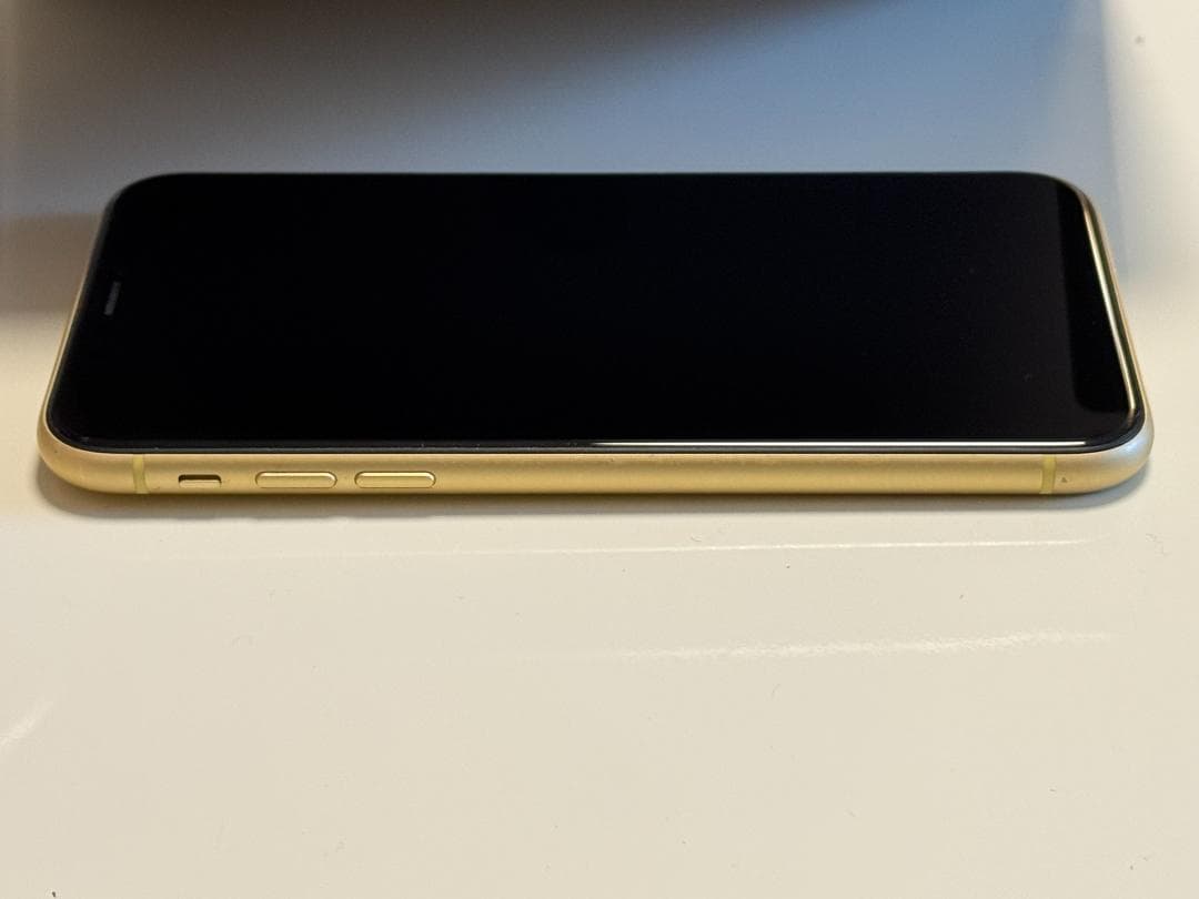 iPhone XR 128GB MT0Q2J/A 本体