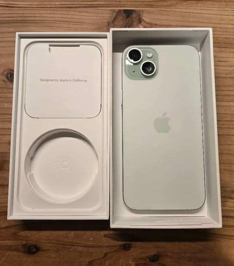 【画面傷無し】iPhone 15plus 128GB SIMフリー グリーン