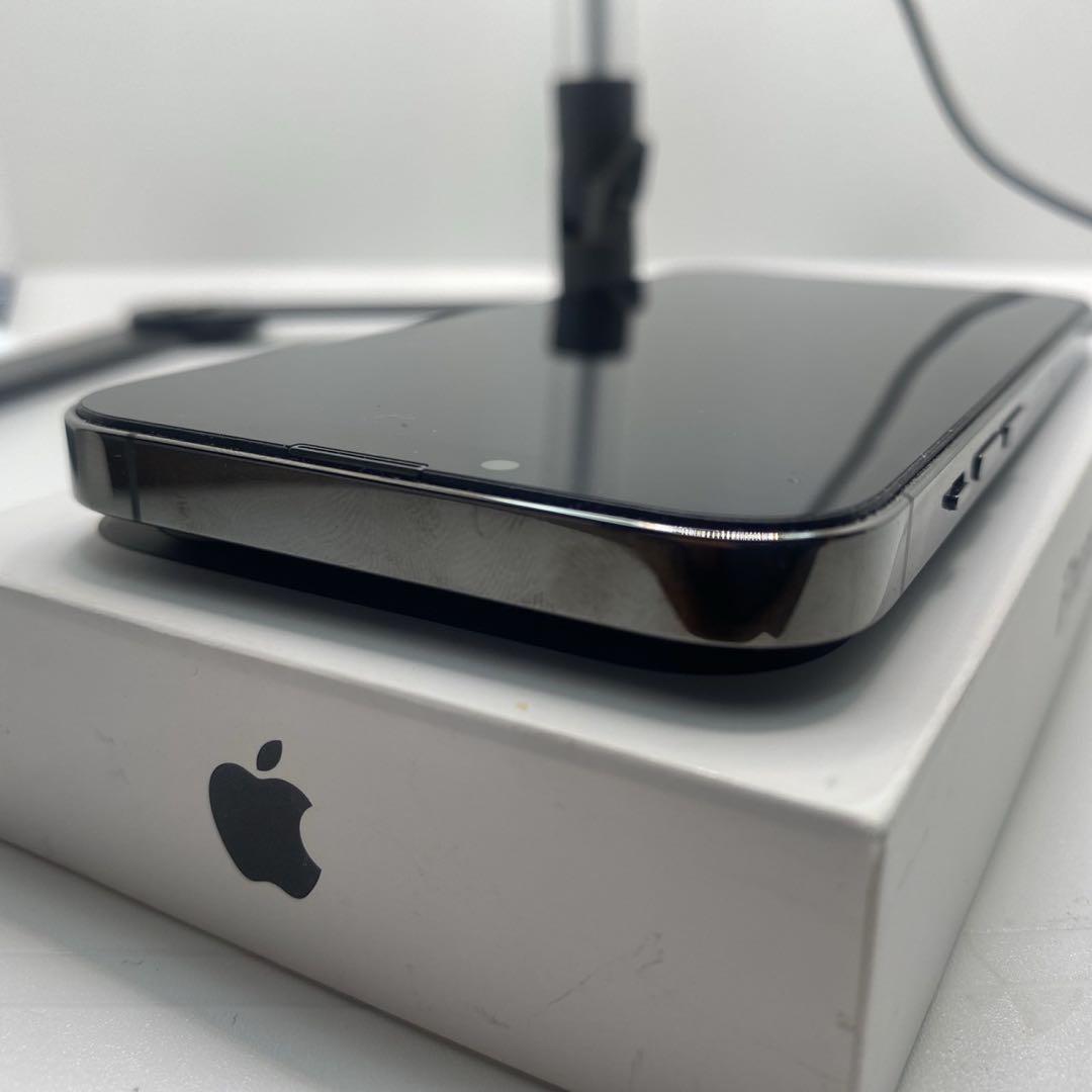 【格安美品】iPhone 13PRO 256GB simフリー本体 R3