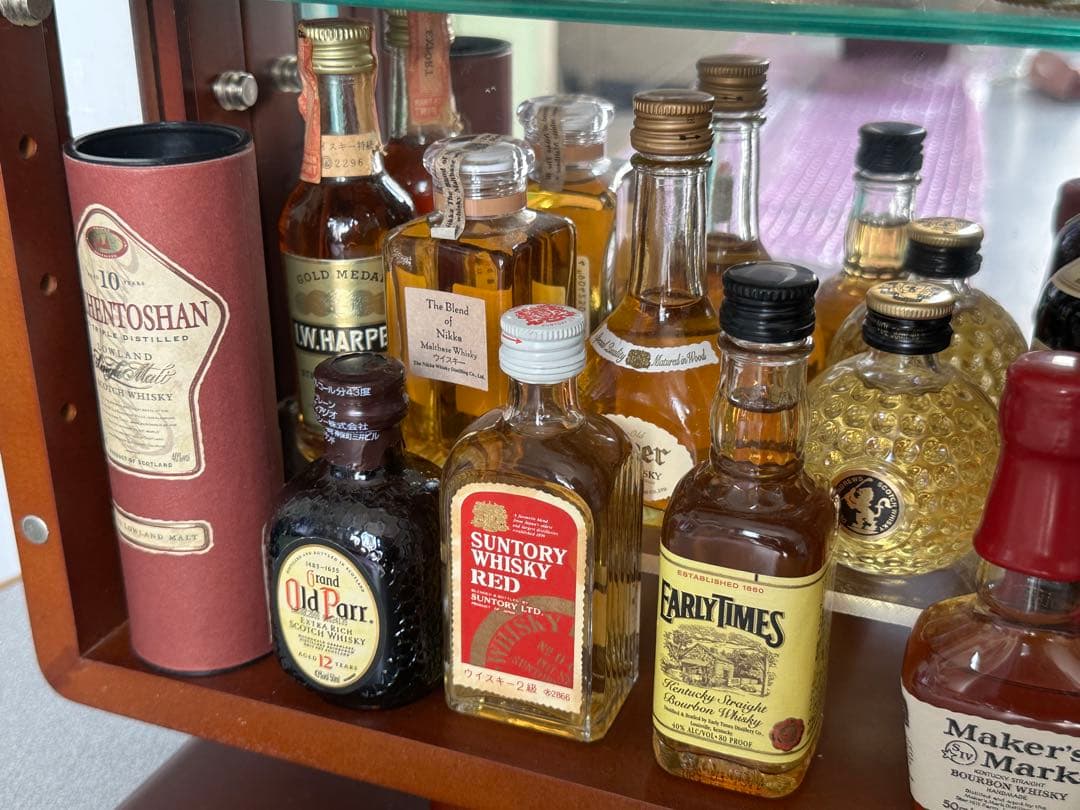 ウイスキーコレクション 43本 ガラスケース付き