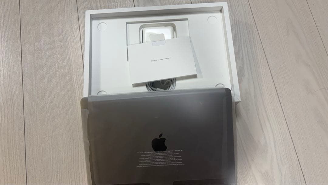 MacBook本体 MacBookpro 2020 16g 512g i7