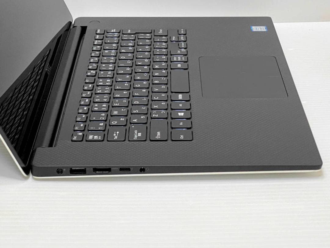 Core i7 DELL XPS 15 7590 32GB 4Kタッチパネル