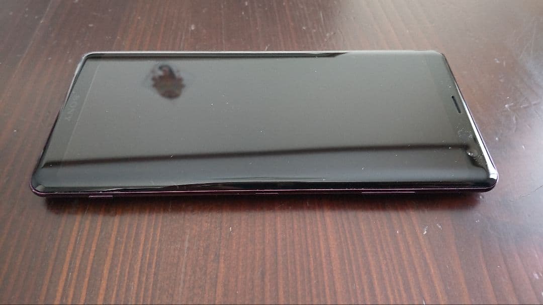 Xperia XZ3 RED　SIMロック解除済