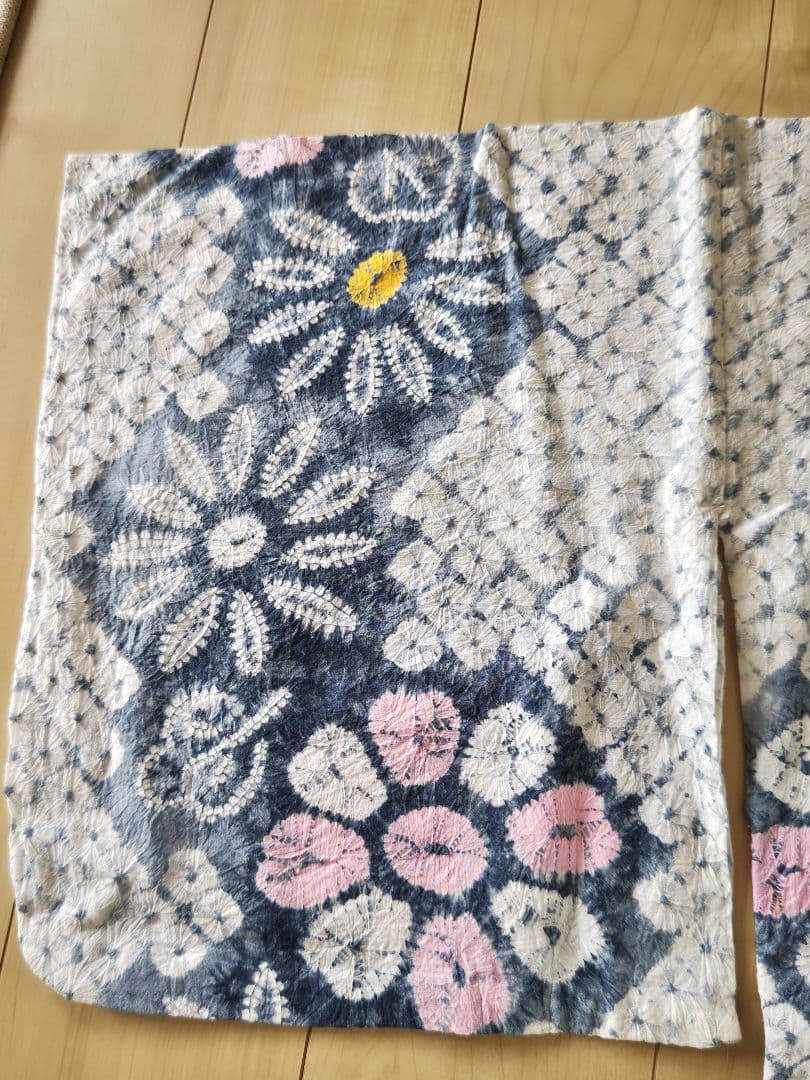 有松絞り　浴衣　可愛い絞りの花柄