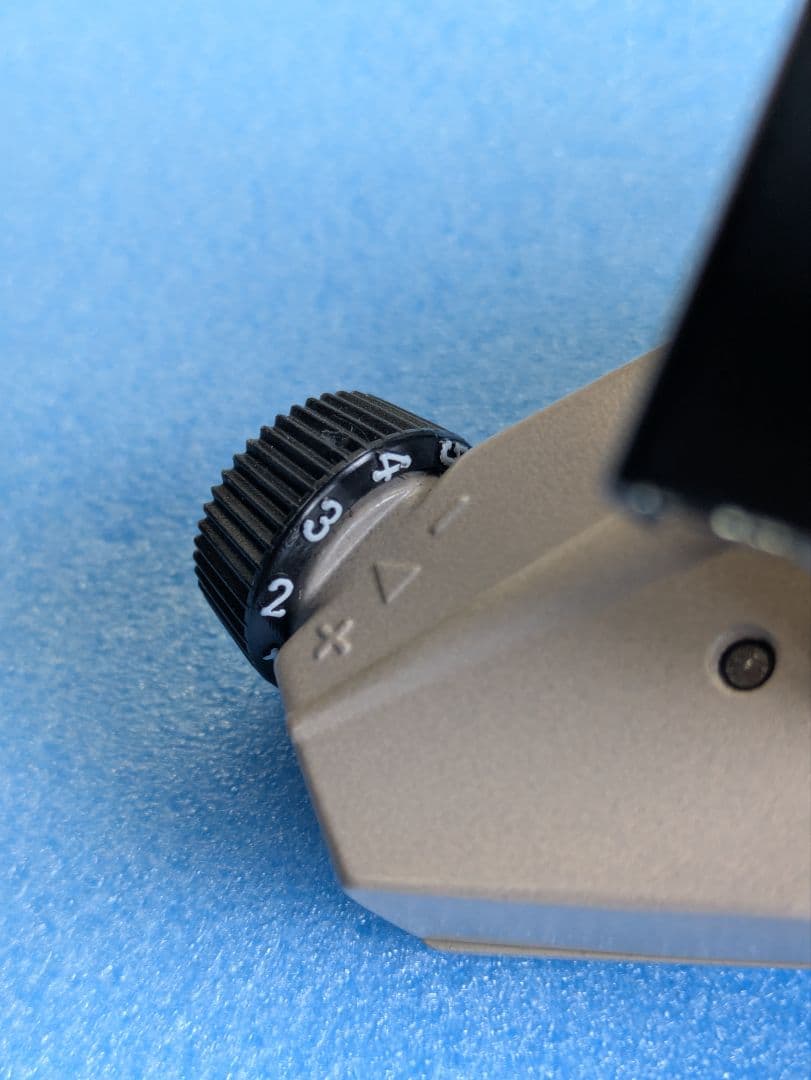 Abu Cardinal 3 スピニングリール　ベージュ